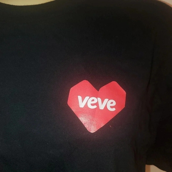 Marvel +‎ VeVe Deadpool Graphic Tee Size L - Picture 2 of 8